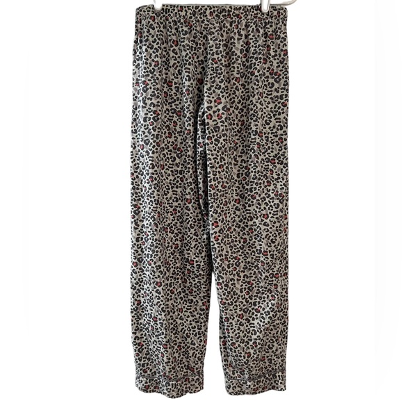 Victoria’s Secret Cheetah Print Pajama Pants - Picture 2 of 11
